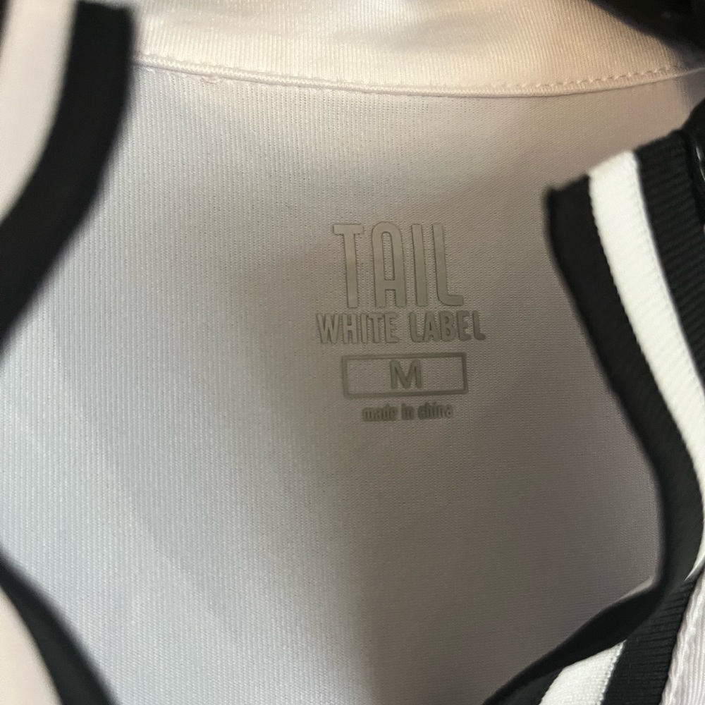 Tail white label Black and White Fitted Sleeveless Tank Top - Picture 3 of 4